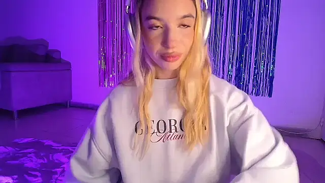 Alina Lee t online show from 20, 10, 2025