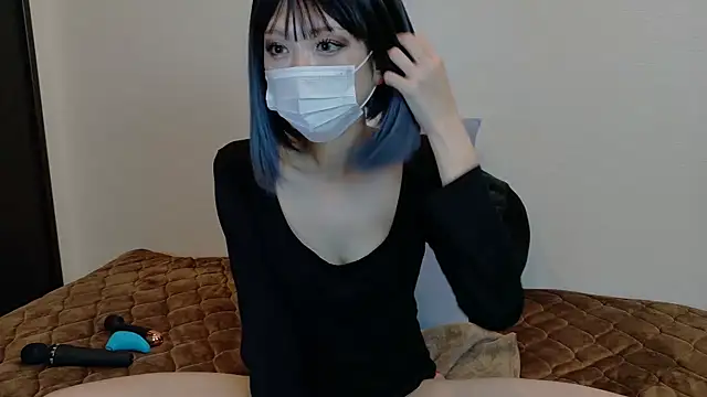 sarina at online show from 16, 12, 2025