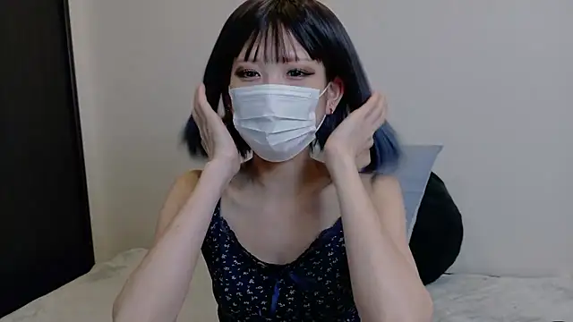 sarina at online show from 16, 6, 2026