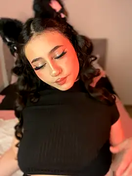 Sophi dee1 online show from 3, 11, 2025