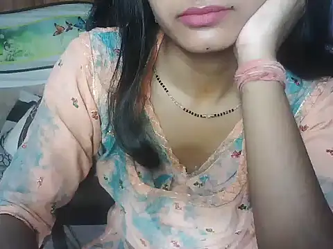 ROSE GOLDE online show from 18, 5, 2026