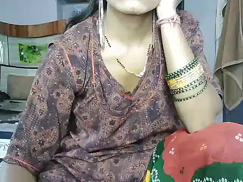 ROSE GOLDE online show from 19, 6, 2026