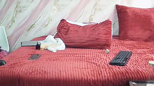 CouplesX96xx online show from 9, 5, 2026