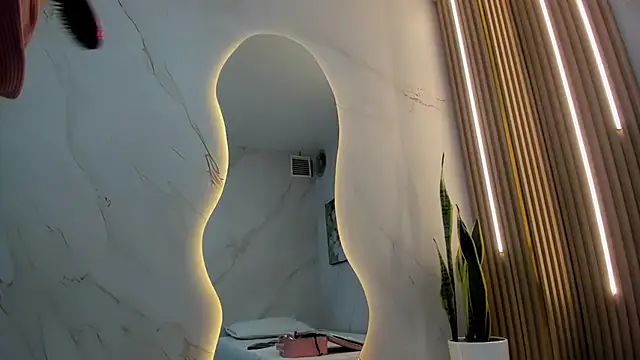 BabyAngel18  online show from 11, 2, 2026