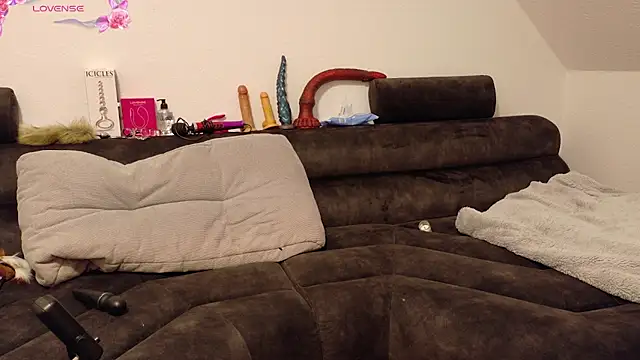 Melly4You online show from 22, 9, 2025