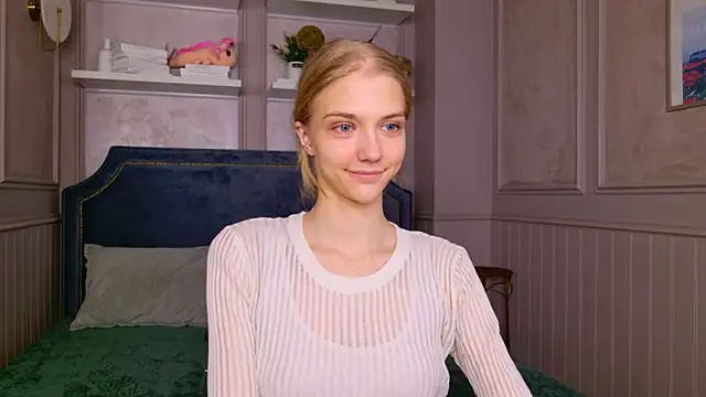 Snapshot of 4example_Chloe chatting on 10, 3, 2026 4example Chloe online show from 10, 3, 2026