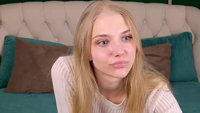 Snapshot of 4example_Chloe chatting on 11, 3, 2026 4example Chloe online show from 11, 3, 2026