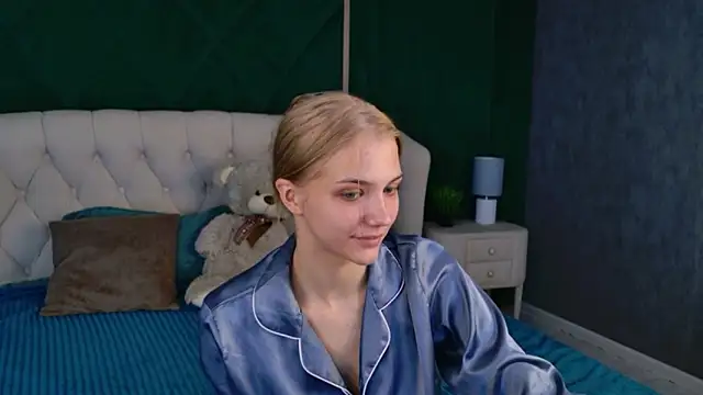 4example Chloe online show from 21, 5, 2026