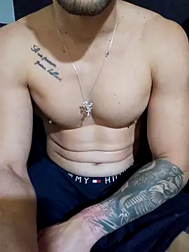 Snapshot of Dany2189 chatting on 2, 4, 2026 Dany2189 online show from 2, 4, 2026