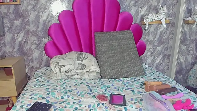 Snapshot of TANISHA_HILL chatting on 23, 9, 2025 TANISHA HILL online show from 23, 9, 2025