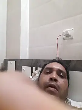 Snapshot of Hot-boy077 chatting on 14, 11, 2025 Hot-boy077 online show from 14, 11, 2025