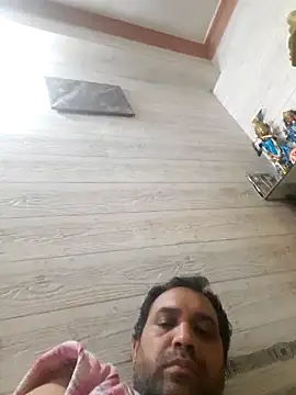 Snapshot of Hot-boy077 chatting on 17, 11, 2025 Hot-boy077 online show from 17, 11, 2025