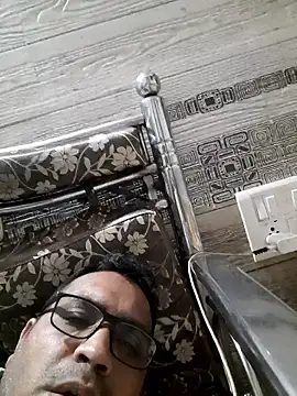 Snapshot of Hot-boy077 chatting on 7, 1, 2026 Hot-boy077 online show from 7, 1, 2026