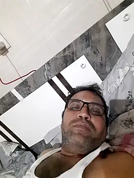 Snapshot of Hot-boy077 chatting on 27, 2, 2026 Hot-boy077 online show from 27, 2, 2026