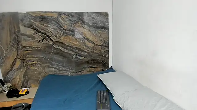 Alexayblake online show from 1, 10, 2025