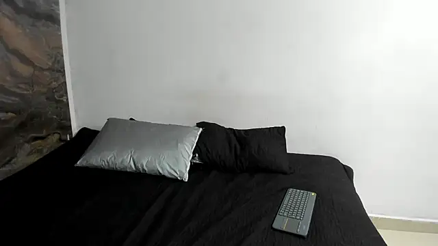 Alexayblake online show from 2, 10, 2025