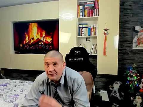 Snapshot of SpartacusDaddy48 chatting on 18, 2, 2026 SpartacusDaddy48 online show from 18, 2, 2026