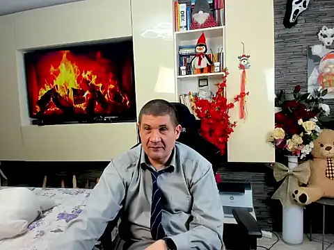 Snapshot of SpartacusDaddy48 chatting on 6, 3, 2026 SpartacusDaddy48 online show from 6, 3, 2026