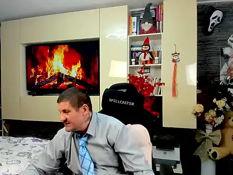 Snapshot of SpartacusDaddy48 chatting on 18, 3, 2026 SpartacusDaddy48 online show from 18, 3, 2026