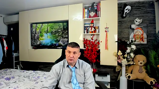 Snapshot of SpartacusDaddy48 chatting on 29, 3, 2026 SpartacusDaddy48 online show from 29, 3, 2026