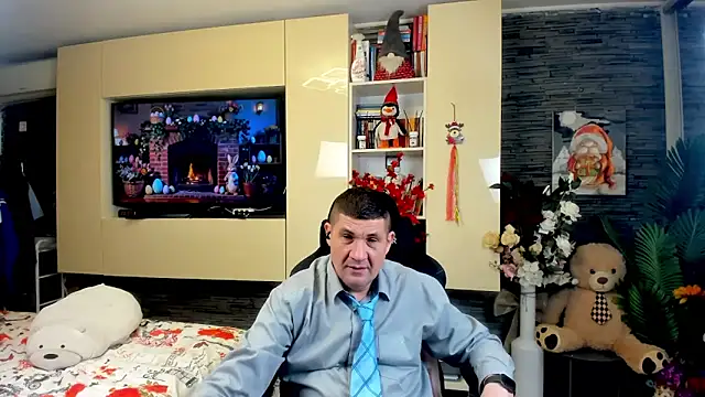 Snapshot of SpartacusDaddy48 chatting on 3, 4, 2026 SpartacusDaddy48 online show from 3, 4, 2026