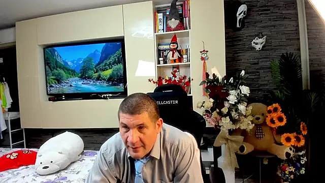 SpartacusDaddy48 online show from 14, 5, 2026