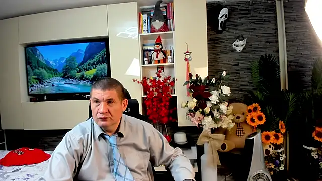 SpartacusDaddy48 online show from 15, 5, 2026