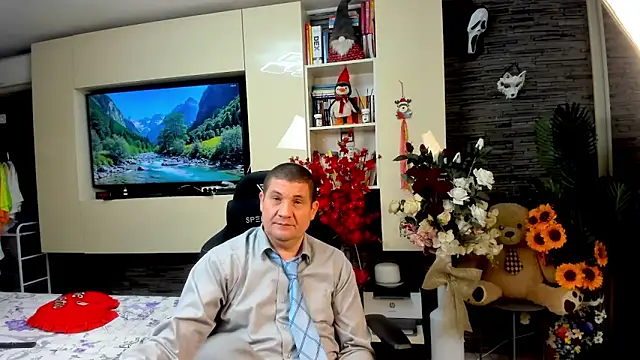 SpartacusDaddy48 online show from 16, 5, 2026