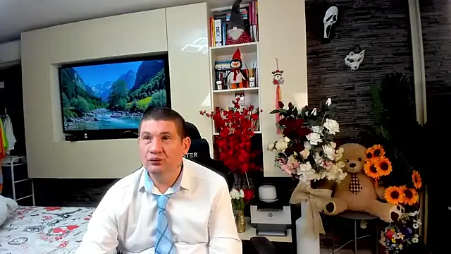 SpartacusDaddy48 online show from 20, 5, 2026