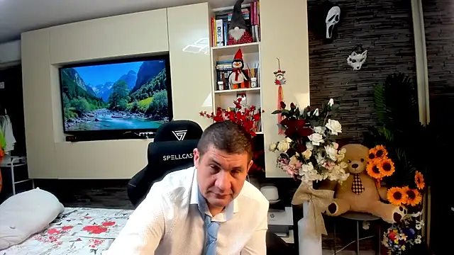 SpartacusDaddy48 online show from 21, 5, 2026