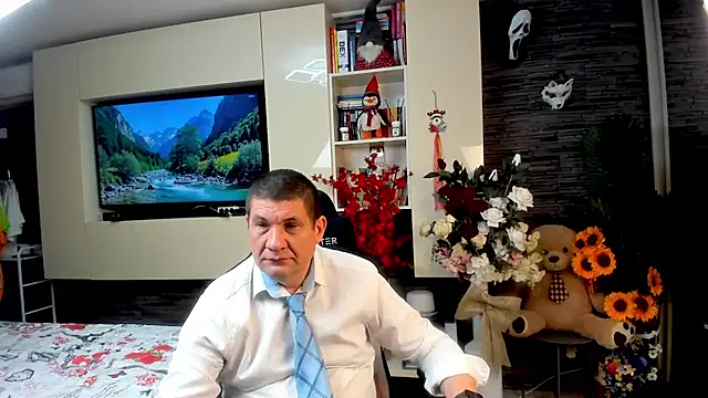 SpartacusDaddy48 online show from 22, 5, 2026