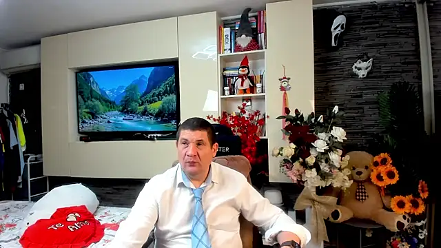 SpartacusDaddy48 online show from 28, 5, 2026