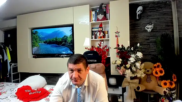 SpartacusDaddy48 online show from 28, 5, 2026