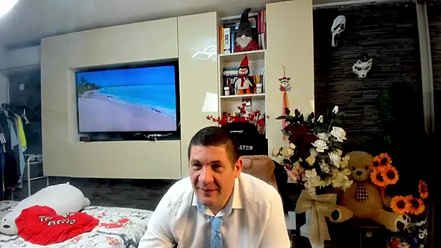 SpartacusDaddy48 online show from 29, 5, 2026