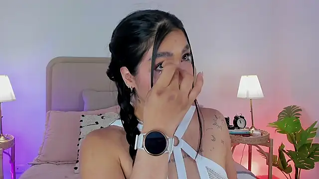 Snapshot of Cutie_Riley chatting on 16, 9, 2025 Cutie Riley online show from 16, 9, 2025