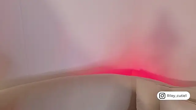 Cutie Riley online show from 9, 5, 2026