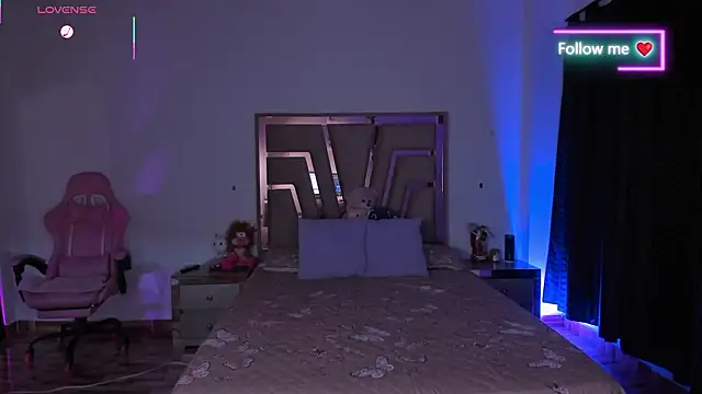 lunaarose online show from 11, 3, 2026