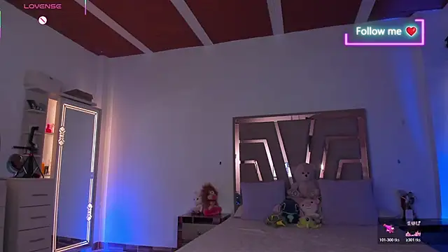 Snapshot of lunaarose chatting on 27, 5, 2026 lunaarose online show from 27, 5, 2026