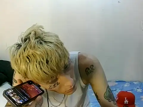 Snapshot of KinkyLatinCock chatting on 21, 9, 2025 KinkyLatinCock online show from 21, 9, 2025