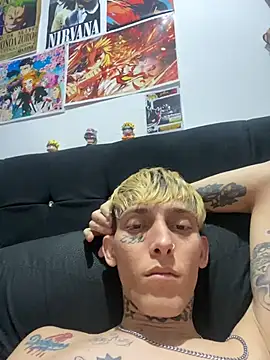 Snapshot of KinkyLatinCock chatting on 4, 11, 2025 KinkyLatinCock online show from 4, 11, 2025