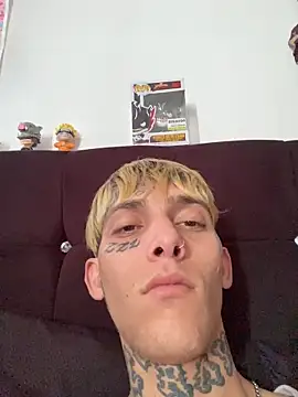 Snapshot of KinkyLatinCock chatting on 10, 11, 2025 KinkyLatinCock online show from 10, 11, 2025