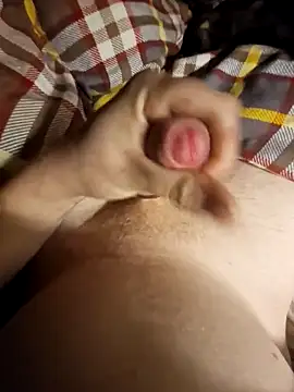 Snapshot of GermanTeenie2003 chatting on 9, 11, 2025 GermanTeenie2003 online show from 9, 11, 2025