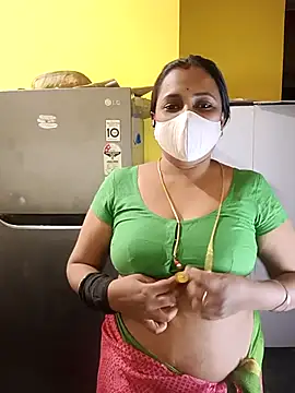 Snapshot of ammu1990 chatting on 17, 12, 2025 ammu1990 online show from 17, 12, 2025