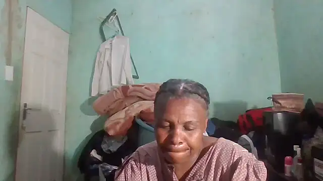 Snapshot of Nicky52 chatting on 13, 10, 2025 Nicky52 online show from 13, 10, 2025