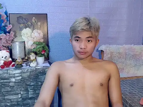 mostwantedtwink online show from 11, 5, 2026
