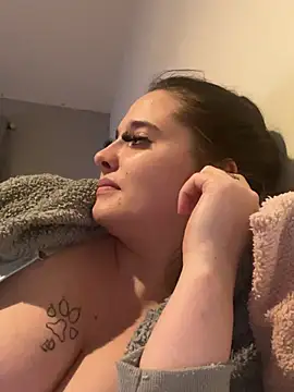 LollyLove  online show from 1, 3, 2026