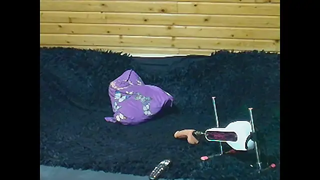 Anais Mariaa online show from 4, 11, 2025