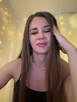 LucieMack online show from 13, 5, 2026