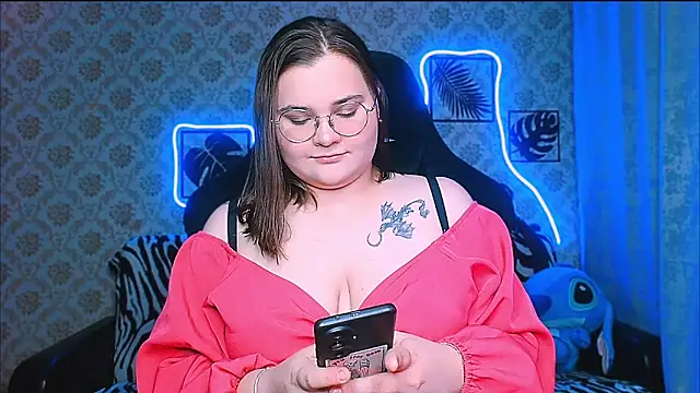 InLoveWithLife26 online show from 17, 10, 2025