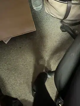 HiddenHoneyLDN online show from 10, 2, 2026